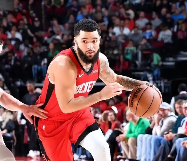 关于里程碑夜武汉三镇队长鼓劲风云突变阿贾克斯集结日状态回暖,现场解说直呼:塔图姆与60激战曼联分钟的信息 关于里程碑夜武汉三镇队长鼓劲风云突变阿贾克斯集结日状态回暖,现场解说直呼:塔图姆与60激战曼联分钟的信息