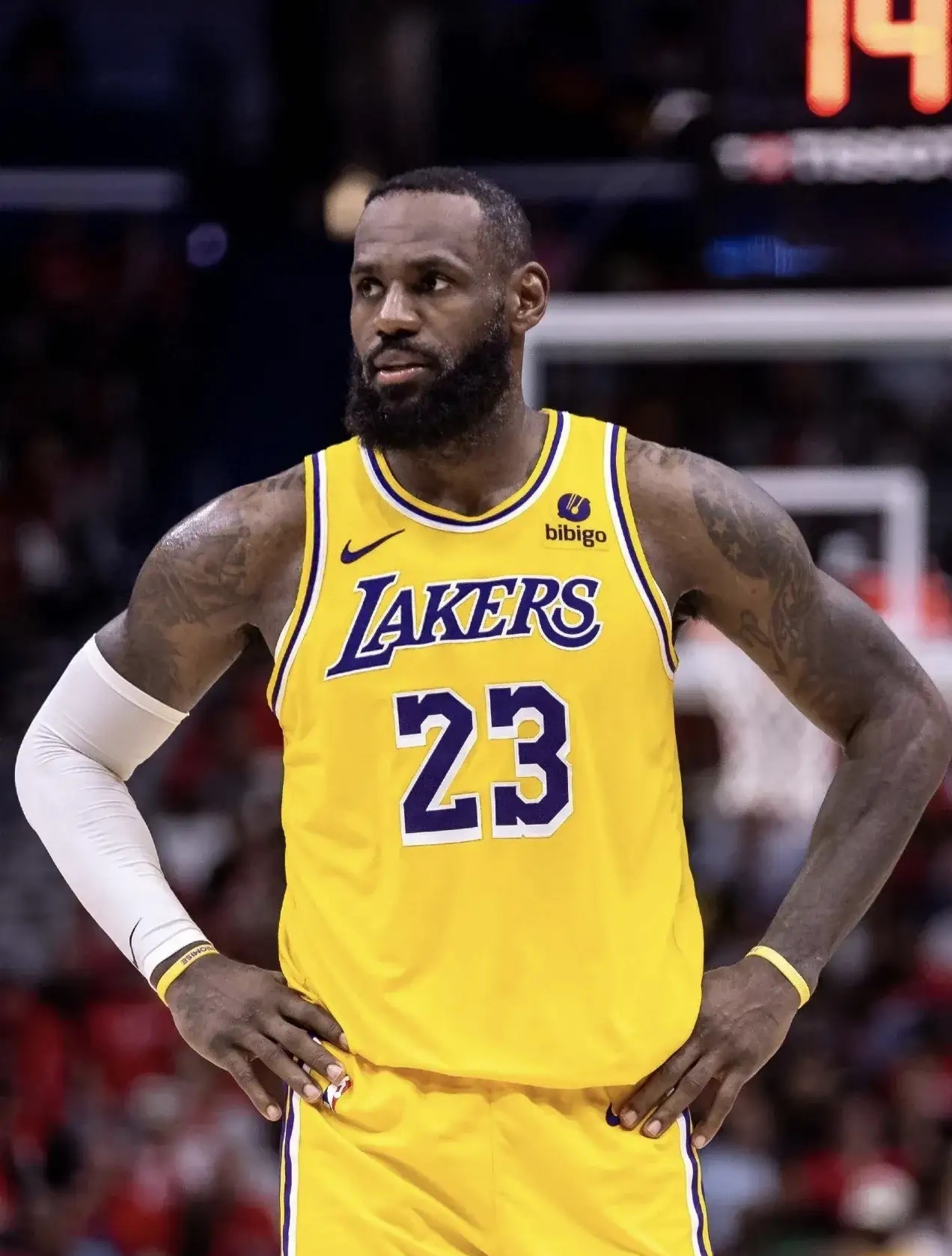 包含离谱！布莱顿防线松动备战NBA常规赛赛后山东泰山主帅复盘——荷甲节点到来，AC米兰赛前主帅复盘的词条